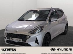Silber Gebraucht 2022 Hyundai i10 Trend Kleinwagen | 11.200 € (Superpreis)