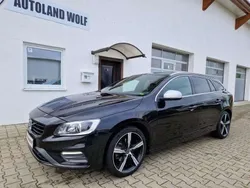Onyx black / metallic Gebraucht 2018 Volvo V60 Momentum Kombi | 19.687 € (Etwas zu teuer)