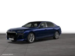 Blau Gebraucht 2024 BMW 750e Limousine | 108.090 € (Fairer Preis)