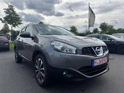Grau Gebraucht 2013 Nissan Qashqai 360º SUV | 6.999 € (Fairer Preis)