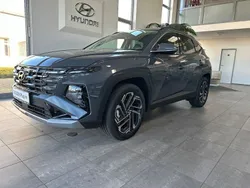 Grau Neu 2025 Hyundai Tucson Prime SUV | 46.690 € (Etwas zu teuer)