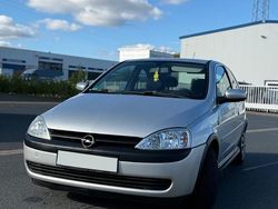 Grau Gebraucht 2005 Opel Corsa Edition Kleinwagen | 1.550 € (Fairer Preis)