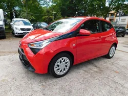 Rot Gebraucht 2020 Toyota Aygo X-play Kleinwagen | 8.300 € (Guter Preis)