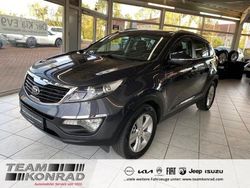 Grau Gebraucht 2014 Kia Sportage FIFA World Cup Edition SUV | 11.490 € (Etwas zu teuer)