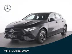 Schwarz metalliclack kosmossch Gebraucht 2024 Mercedes A180 Progressive Limousine | 27.885 € (Guter Preis)