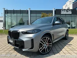 Frozen pure grey metallic Gebraucht 2025 BMW X5 M Sport SUV | 99.990 € (Fairer Preis)