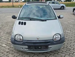 Silber Gebraucht 2002 Renault Twingo Kleinwagen | 999 € (Fairer Preis)