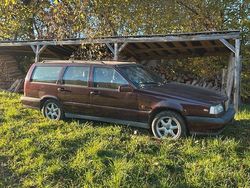 Rot Gebraucht 1993 Volvo 850 Kombi | 2.500 €