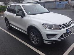 Weiß Gebraucht 2016 VW Touareg R-line SUV | 22.000 € (Fairer Preis)