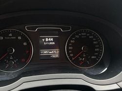 Gelb Gebraucht 2013 Audi Q3 Ambiente SUV | 14.500 € (Fairer Preis)