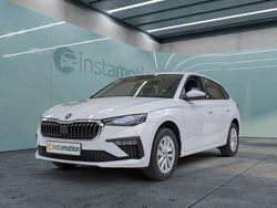 Weiß Gebraucht 2024 Skoda Scala Kleinwagen | 24.699 € (Fairer Preis)