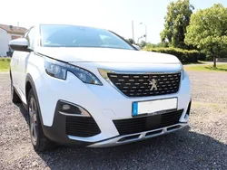 Weiß Gebraucht 2018 Peugeot 5008 Allure Van / Kleinbus | 19.999 € (Guter Preis)