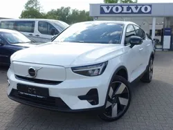 Crystal white Gebraucht 2024 Volvo EC40 Plus SUV | 39.900 € (Guter Preis)