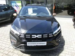 Perlmuttschwarz metallic Neu 2025 Dacia Sandero Extreme Kleinwagen | 19.830 € (Etwas zu teuer)