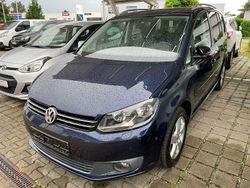 Dunkelblau Gebraucht 2012 VW Touran Style Van / Kleinbus | 10.590 € (Fairer Preis)