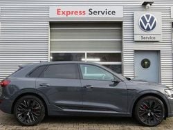 Magnetgrau Gebraucht 2025 Audi Q8 e-tron S-Line SUV | 59.990 € (Guter Preis)