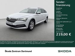 Moonweiß perleffekt Gebraucht 2022 Skoda Superb Kombi | 23.670 € (Superpreis)