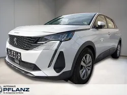 Weiss Gebraucht 2021 Peugeot 5008 Active Van / Kleinbus | 23.990 € (Etwas zu teuer)