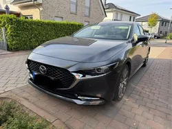 Grau Gebraucht 2020 Mazda 3 Selection Limousine | 23.199 € (Etwas zu teuer)
