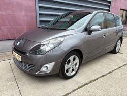 Grau Gebraucht 2009 Renault Scénic III Dynamique Van / Kleinbus | 5.990 € (Guter Preis)