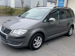 Slate grey metallic Gebraucht 2009 VW Touran United Van / Kleinbus | 4.850 € (Teuer)