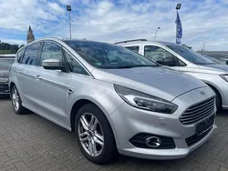 Silber Gebraucht 2019 Ford S-MAX Titanium Van / Kleinbus | 21.999 € (Fairer Preis)