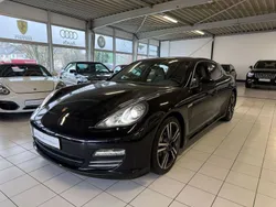 Basaltschwarzmetallic Gebraucht 2010 Porsche Panamera 4S Limousine | 27.990 € (Fairer Preis)