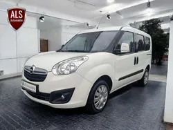 Polar white Gebraucht 2017 Opel Combo Van / Kleinbus | 10.999 € (Teuer)
