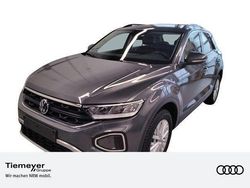 Grau Gebraucht 2024 VW T-Roc Life SUV | 26.990 € (Guter Preis)