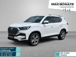 Weiß Gebraucht 2024 Ssangyong Rexton Sapphire SUV | 39.980 € (Superpreis)