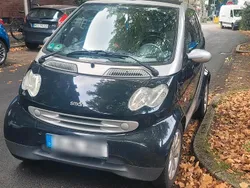 Schwarz Gebraucht 2001 Smart ForTwo Cabrio Cabrio | 1.100 €