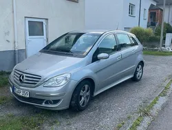Grau Gebraucht 2005 Mercedes B200 Van / Kleinbus | 3.500 € (Teuer)