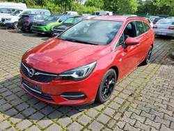 Rot Gebraucht 2020 Opel Astra Business Elegance Kombi | 10.880 € (Guter Preis)