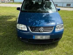 Blau Gebraucht 2006 VW Touran Van / Kleinbus | 1.900 € (Guter Preis)