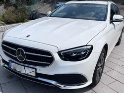 Weiß Gebraucht 2021 Mercedes E220 Avantgarde Kombi | 32.950 € (Superpreis)