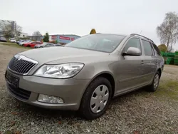 Beige Gebraucht 2009 Skoda Octavia Ambiente Kombi | 5.300 € (Fairer Preis)