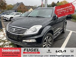 Schwarz Gebraucht 2015 Ssangyong (KGM) Rexton SUV | 7.499 €