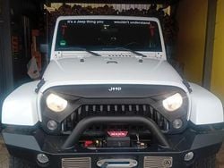 Weiß Gebraucht 2011 Jeep Wrangler Unlimited Sport SUV | 21.400 € (Guter Preis)