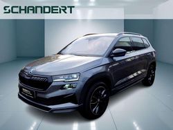 Graphitegrau metallic Gebraucht 2024 Skoda Karoq SportLine SUV | 39.950 €