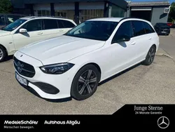 Unilack polarweiß Gebraucht 2023 Mercedes C180 Night Kombi | 31.840 € (Guter Preis)