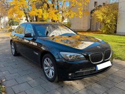 Schwarz Gebraucht 2011 BMW 750 Limousine | 8.750 € (Superpreis)