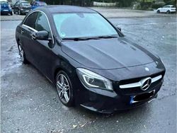 Schwarz Gebraucht 2013 Mercedes CLA200 Limousine | 11.000 € (Etwas zu teuer)