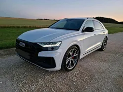 Weiß Gebraucht 2018 Audi Q8 Ambiente SUV | 57.999 € (Teuer)