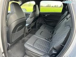 Daytonagrau metallic Gebraucht 2023 Audi SQ7 Competition SUV | 112.890 € (Fairer Preis)