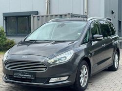 Grau Gebraucht 2018 Ford Galaxy Titanium Van / Kleinbus | 19.890 € (Guter Preis)
