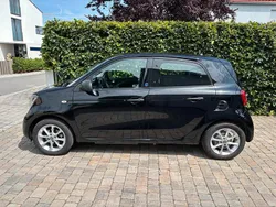 Schwarz Gebraucht 2019 Smart ForFour Electric Drive Kleinwagen | 7.750 € (Superpreis)