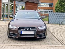 Braun Gebraucht 2012 Audi A4 Kombi | 8.200 € (Fairer Preis)