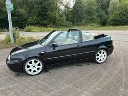 Schwarz Gebraucht 2001 VW Golf Cabriolet Highline Cabrio | 3.600 € (Fairer Preis)