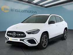 Weiß Gebraucht 2023 Mercedes GLA250 SUV | 42.799 € (Teuer)