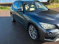 Grau Gebraucht 2013 BMW X1 SUV | 10.800 € (Fairer Preis)